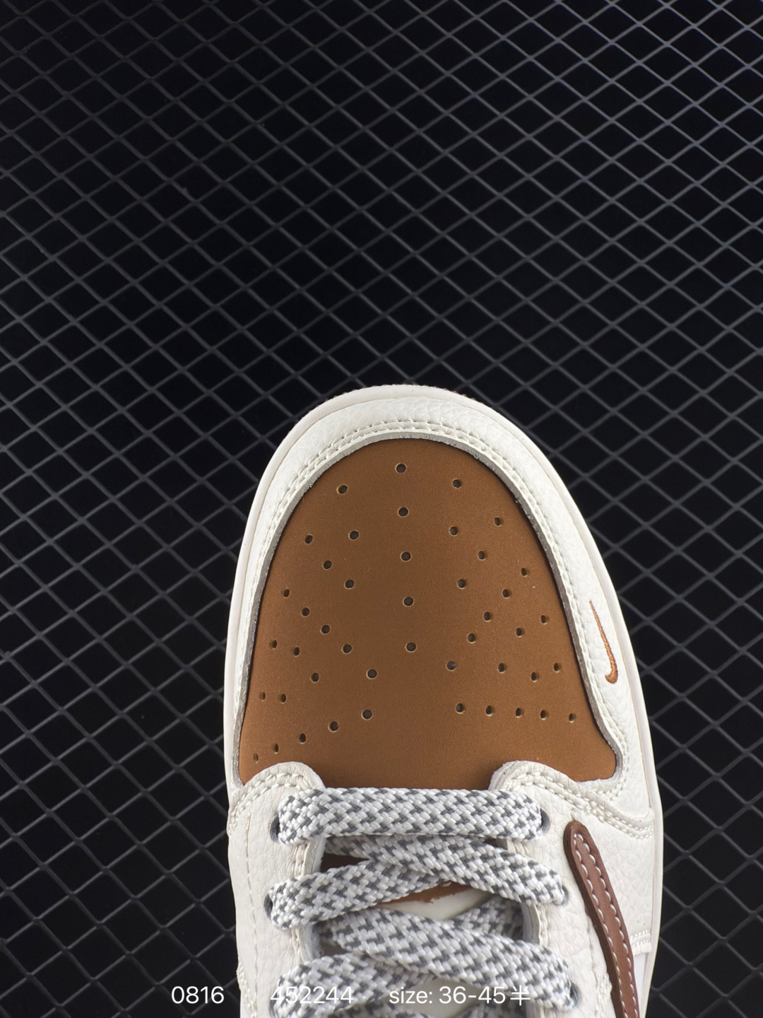 Travis Scott x Air Jordan 1 ” Reverse Mocha “